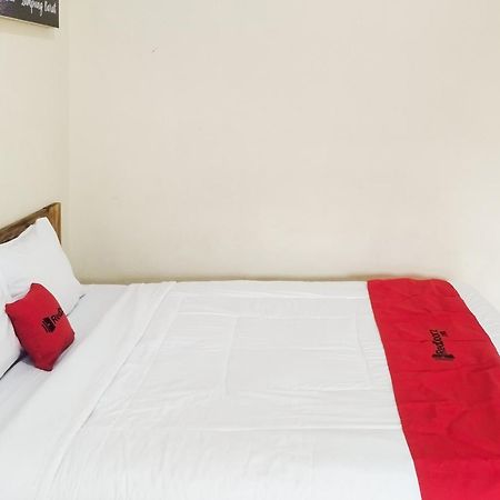 Reddoorz Syariah At Shakira Alesha Enggal Hotel Bandar Lampung Kültér fotó