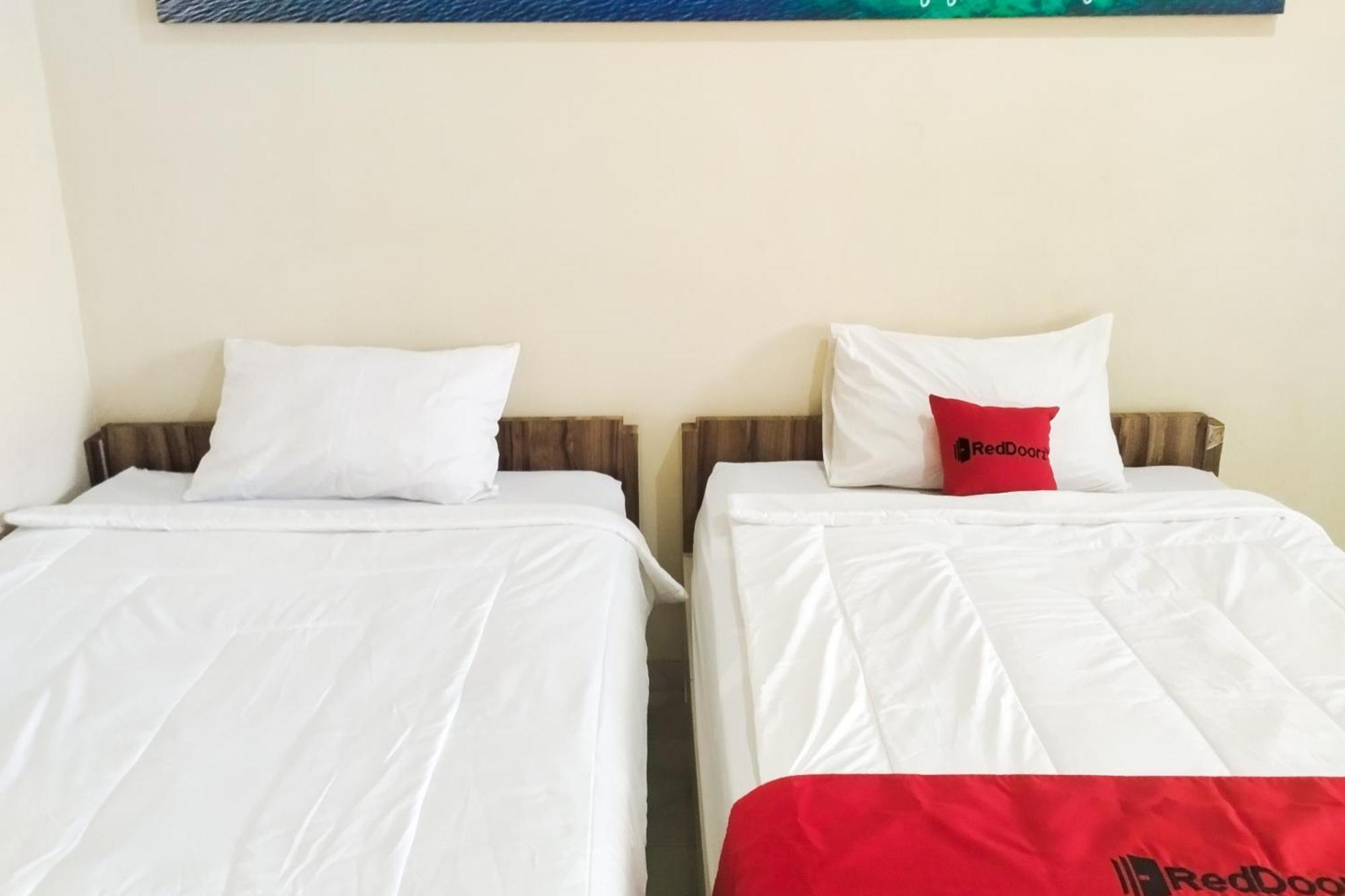 Reddoorz Syariah At Shakira Alesha Enggal Hotel Bandar Lampung Kültér fotó