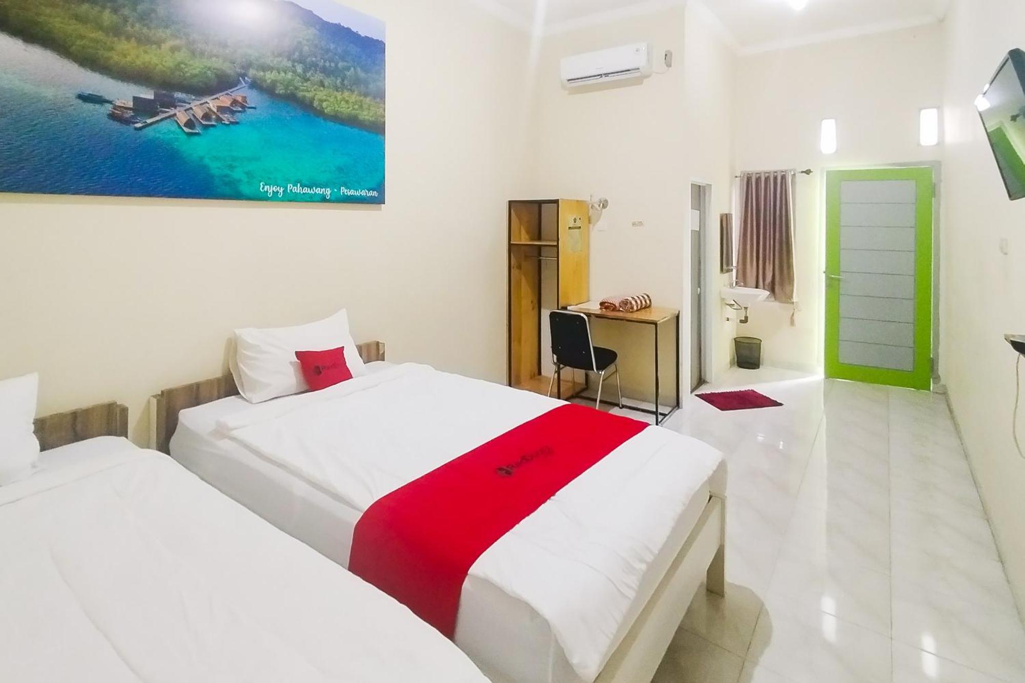 Reddoorz Syariah At Shakira Alesha Enggal Hotel Bandar Lampung Kültér fotó