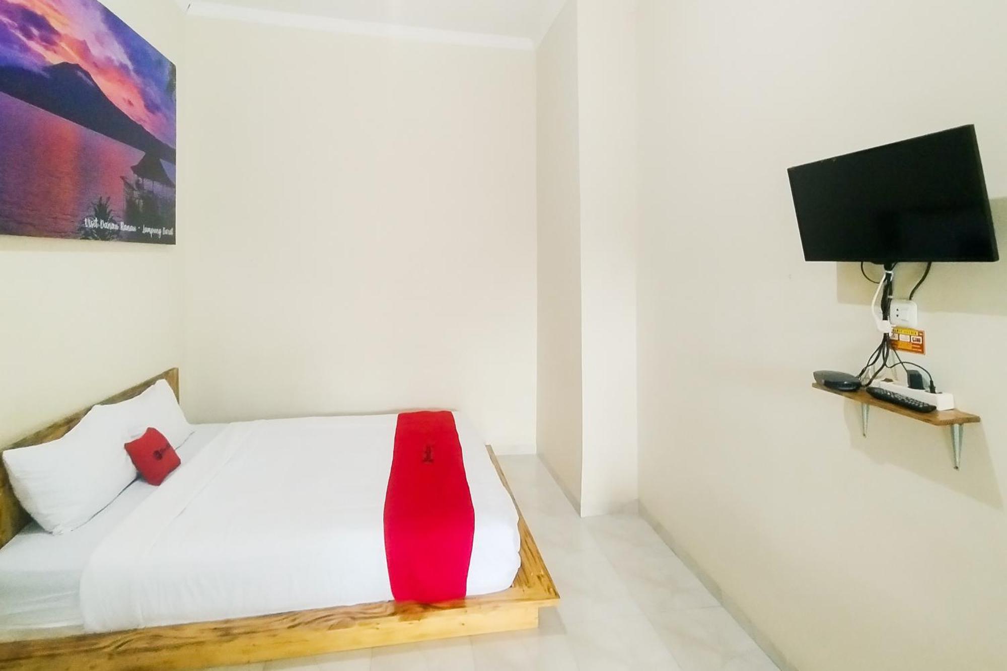 Reddoorz Syariah At Shakira Alesha Enggal Hotel Bandar Lampung Kültér fotó
